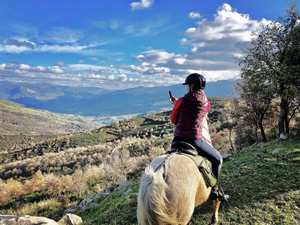 randonnée à cheval italie sicile la côte tyrrhénienne